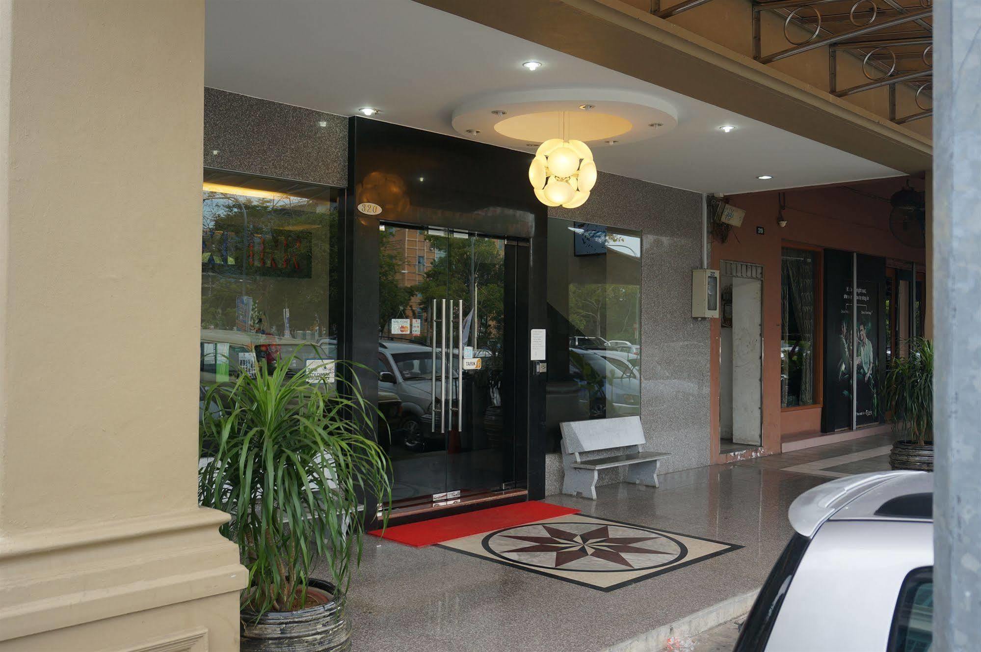 Maxi Inn Bintulu Εξωτερικό φωτογραφία